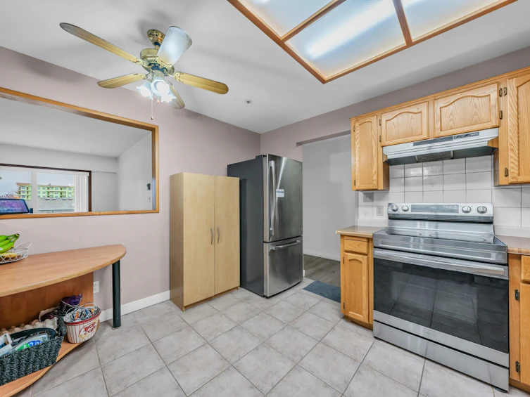 203-5377 201a Street, Langley, BC, V3A 1S7 - 14