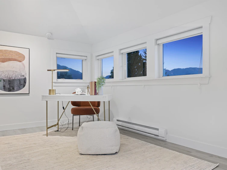4254 Caddy Road, North Vancouver, BC, V7G 1B7 - 22