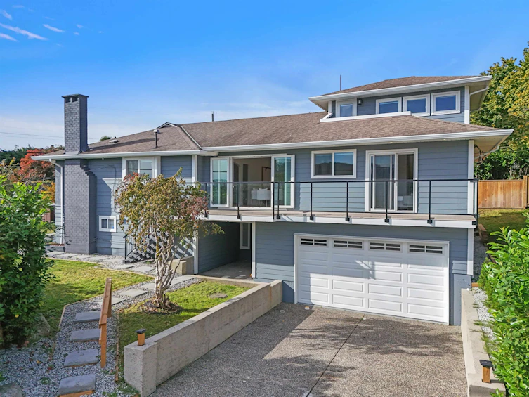 4254 Caddy Road, North Vancouver, BC, V7G 1B7 - 34