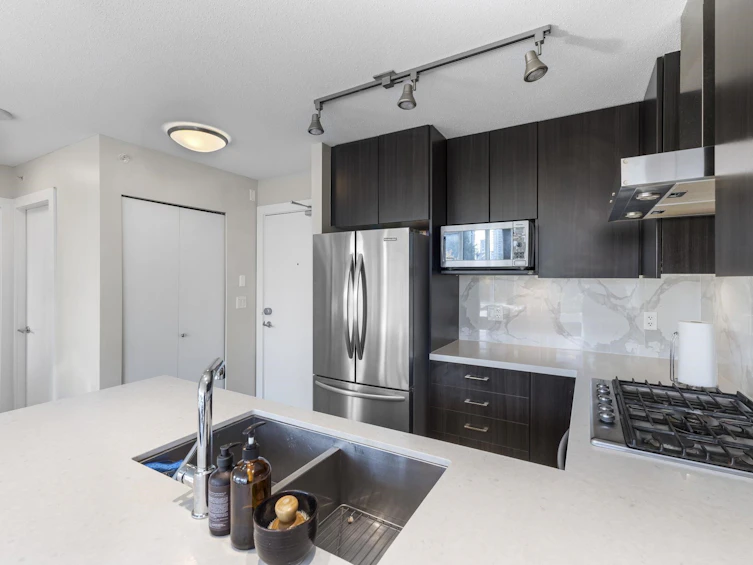 608-4189 Halifax Street, Burnaby, BC, V5C 0H9 - 11