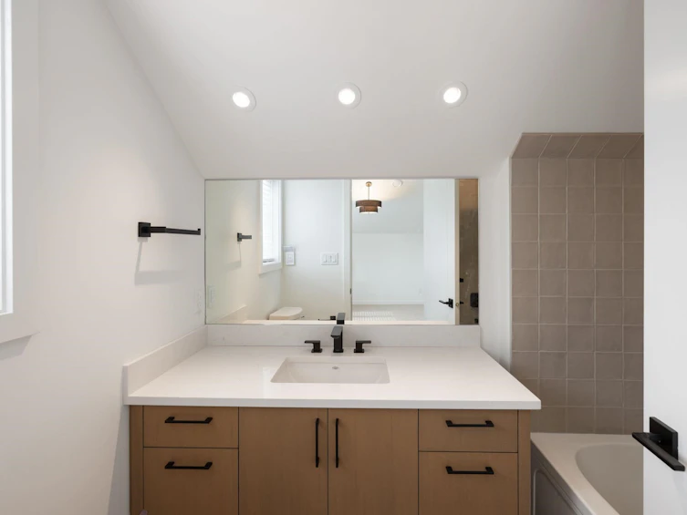 614 E 9th Street, North Vancouver, BC, V7L 2B7 - 20