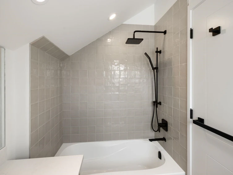 614 E 9th Street, North Vancouver, BC, V7L 2B7 - 25