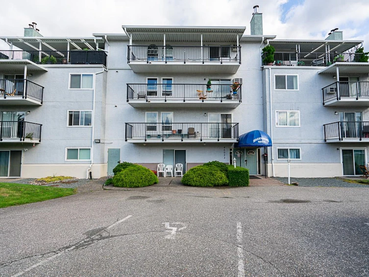 201-46033 Chilliwack Central Road, Chilliwack, BC, V2P 1J5 - 2