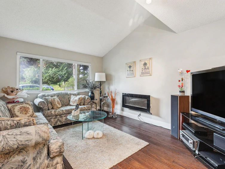 4231 Corless Road, Richmond, BC, V7C 1N1 - 4