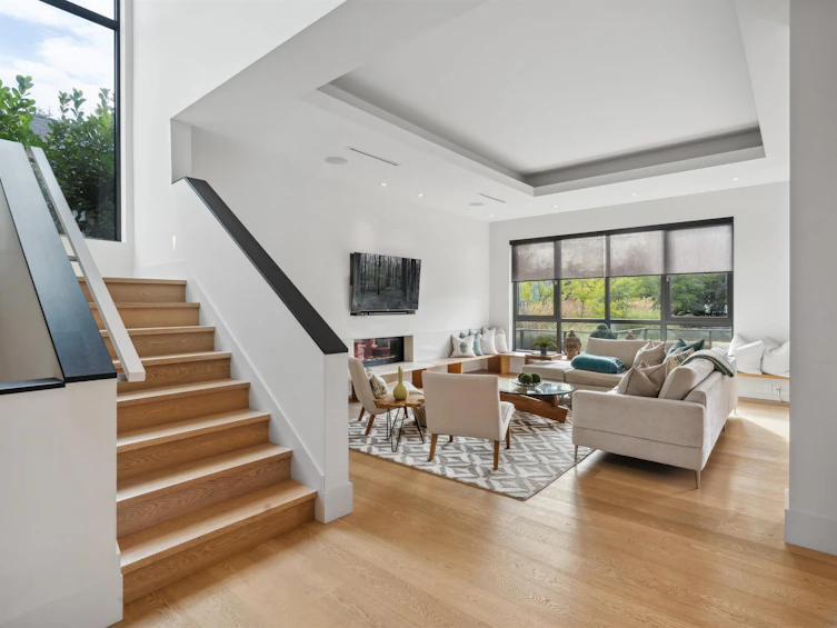 339 E 17th Street, North Vancouver, BC, V7L 2W1 - 4
