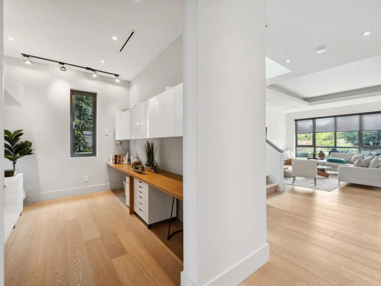339 E 17th Street, North Vancouver, BC, V7L 2W1 - 10