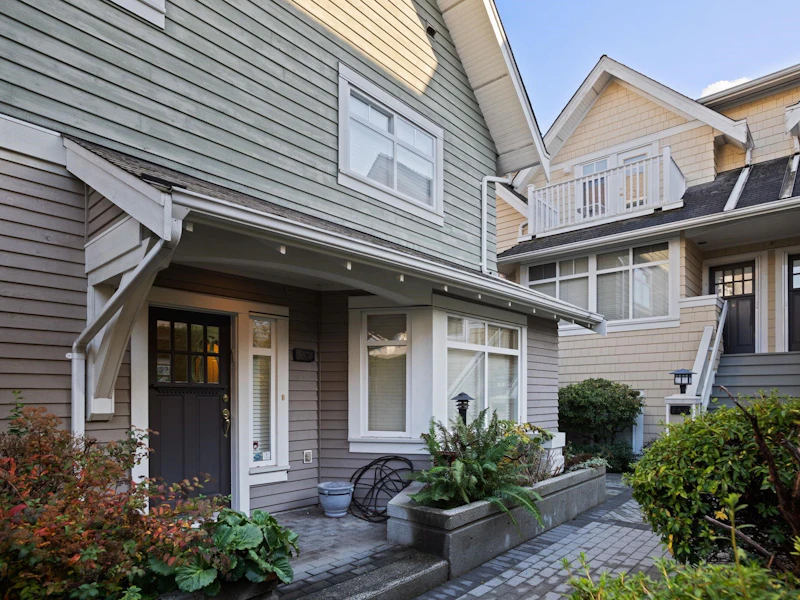 5378 Larch Street, Vancouver BC V6M 4C8