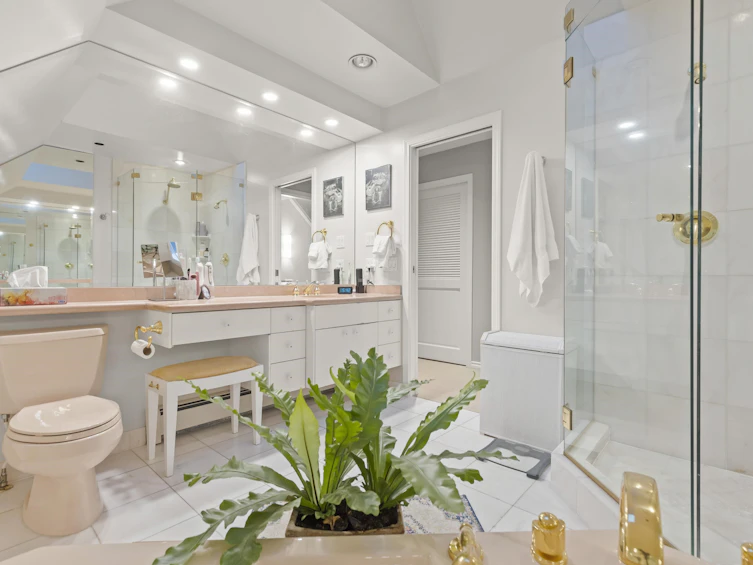 4444 W 2nd Avenue, Vancouver, BC, V6R 1K5 - 10