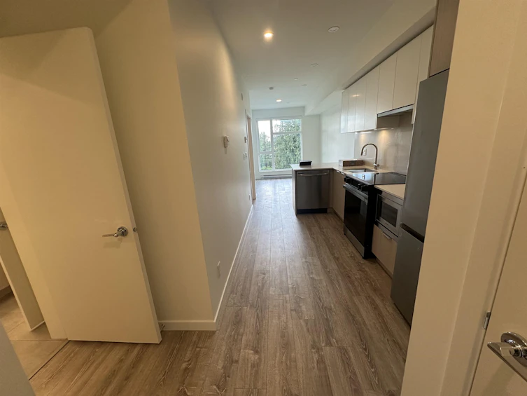 W510-10828 139a Street, Surrey, BC, V3R 0H3 - 2