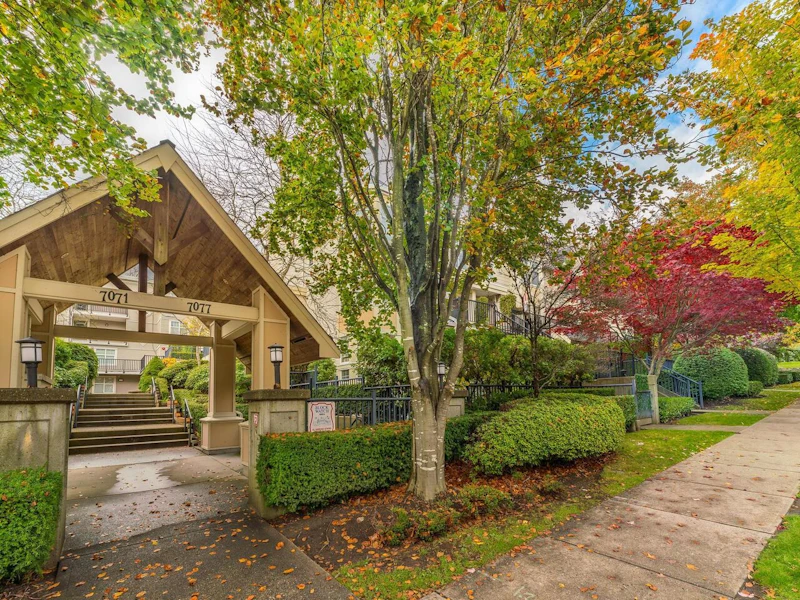 5 - 7077 Edmonds Street, Burnaby BC V3N 1A3