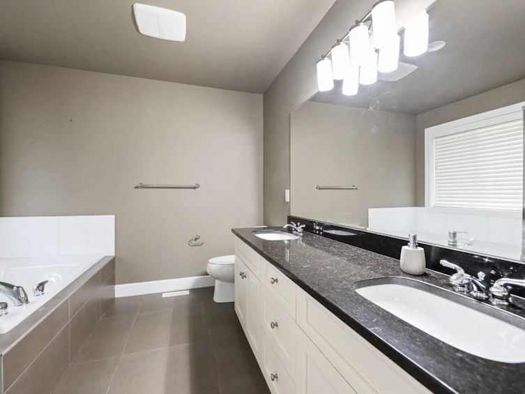 14874 34a Avenue, Surrey, BC, V4P 0B7 - 20