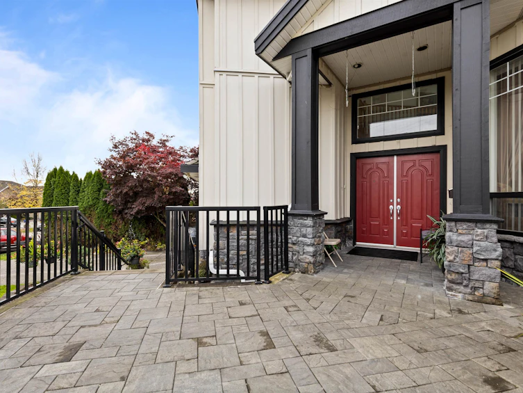 6789 150 Street, Surrey, BC, V3S 3J1 - 3