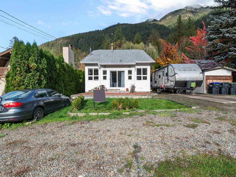 66531 Kereluk Road, Hope, BC, V0X 1L1 - 38