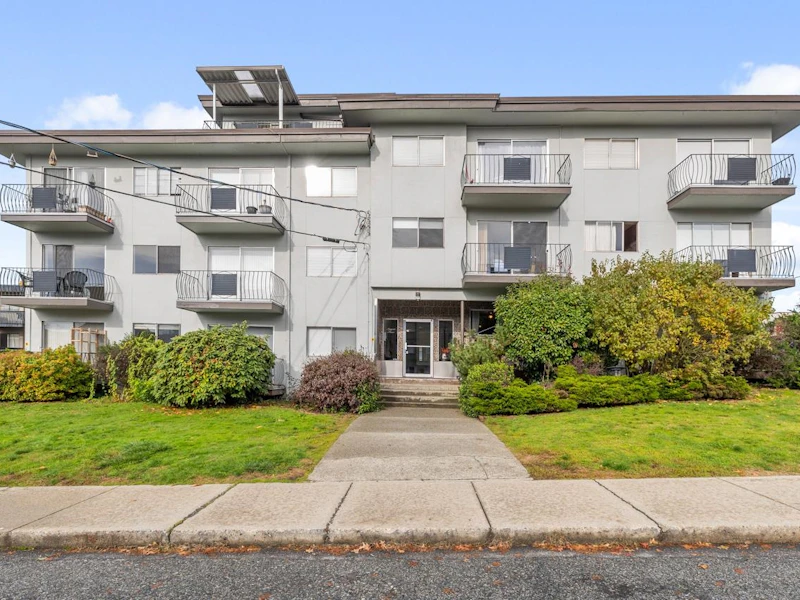 204 - 611 Blackford Street, New Westminster BC V3M 1R7