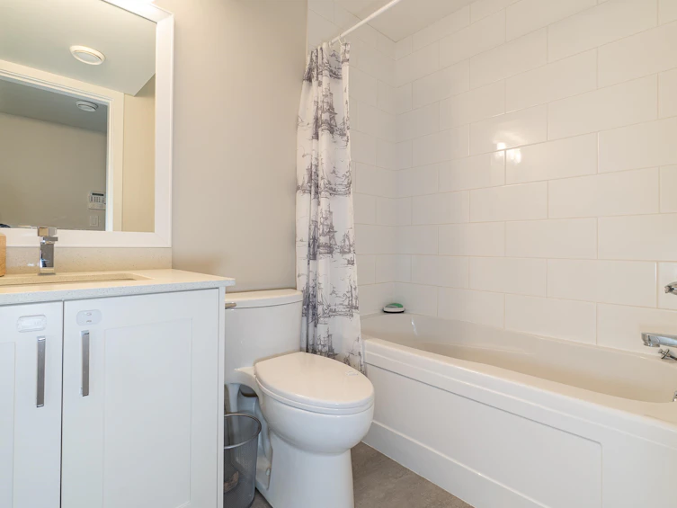 2-15633 Mountain View Drive, Surrey, BC, V3Z 0W8 - 33