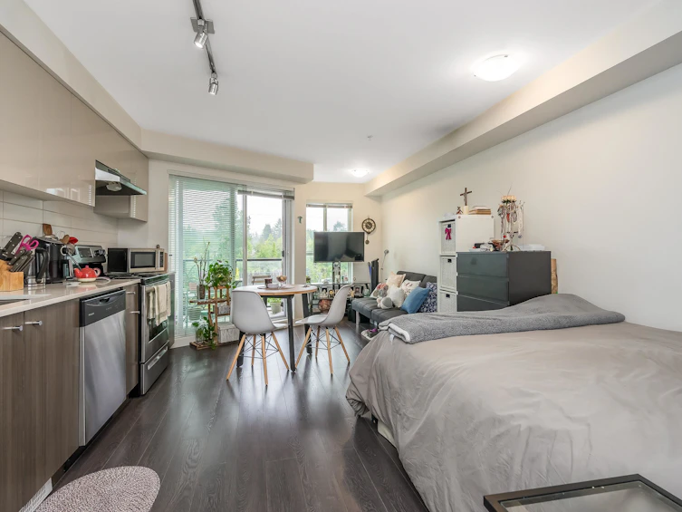 212-10688 140 Street, Surrey, BC, V3T 0M6 - 3