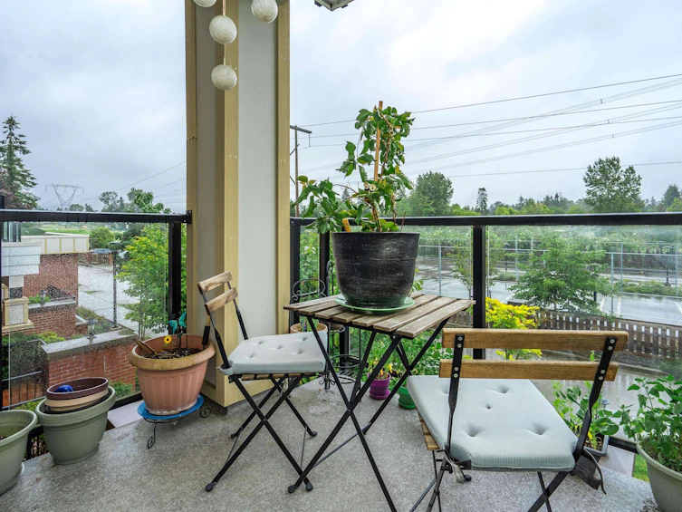 212-10688 140 Street, Surrey, BC, V3T 0M6 - 16