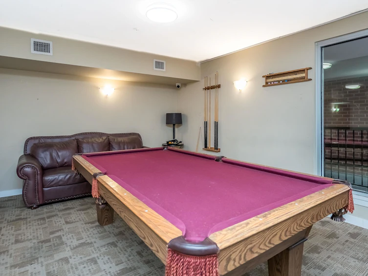 212-10688 140 Street, Surrey, BC, V3T 0M6 - 25