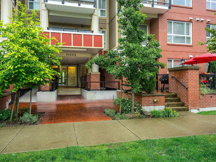 212-10688 140 Street, Surrey, BC, V3T 0M6 - 32