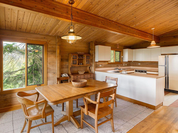 1684 Whitesails Drive, Bowen Island, BC, V0N 1G2 - 16