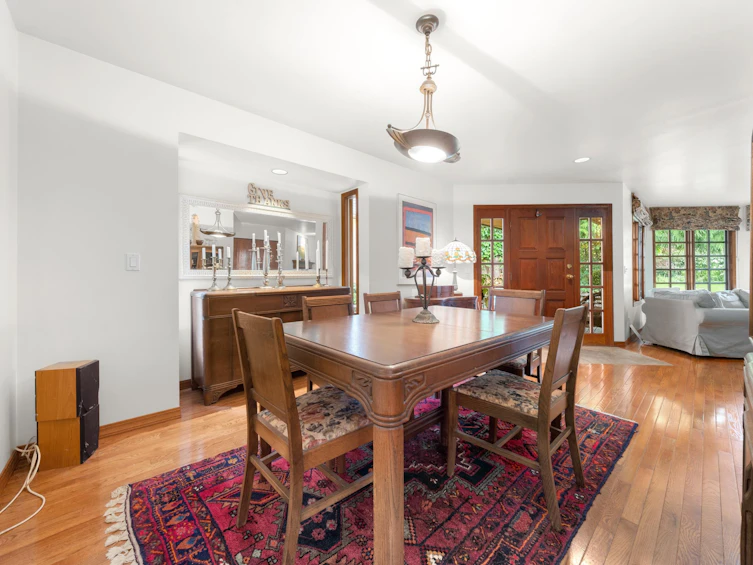 1635 Draycott Road, North Vancouver, BC, V7J 1W3 - 10