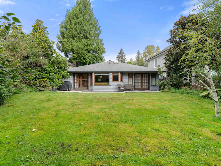 1635 Draycott Road, North Vancouver, BC, V7J 1W3 - 37