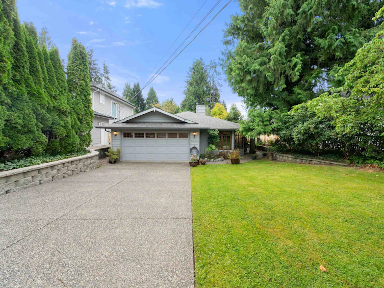1635 Draycott Road, North Vancouver, BC, V7J 1W3 - 38