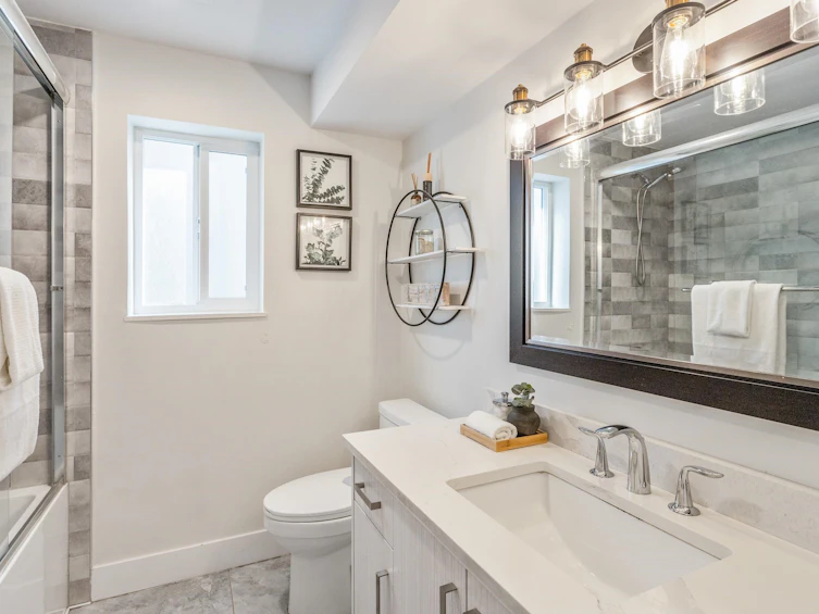 1219 E 29th Avenue, Vancouver, BC, V5V 2T1 - 29