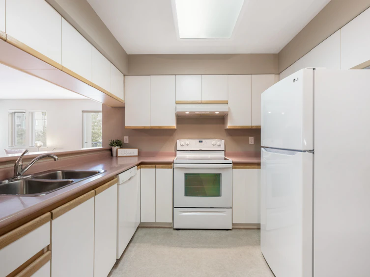 94-211 Begin Street, Coquitlam, BC, V3K 4V4 - 9