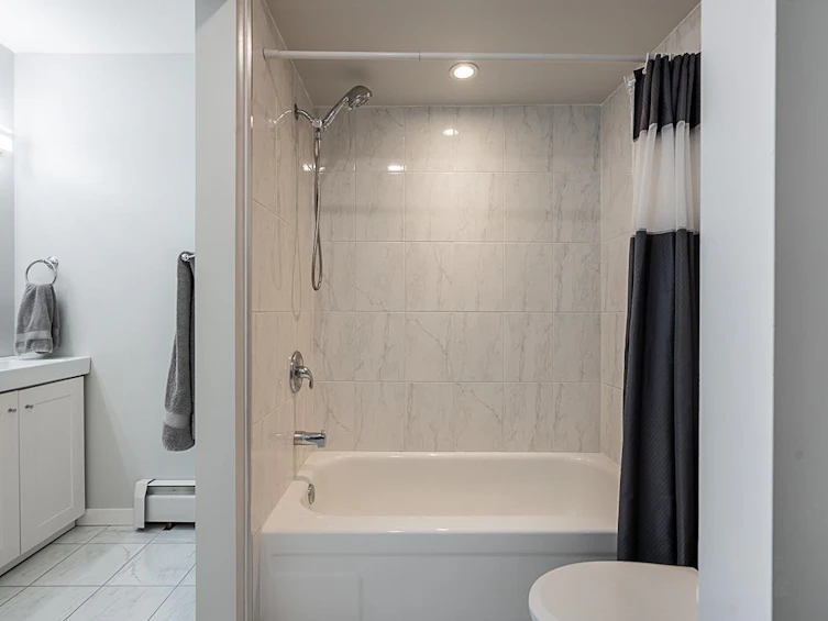 205-13893 74 Avenue, Surrey, BC, V3W 6G6 - 23
