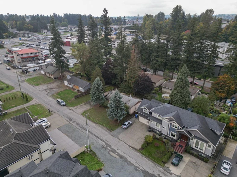 2537 Stanley Street, Abbotsford, BC, V2T 2R3 - 16