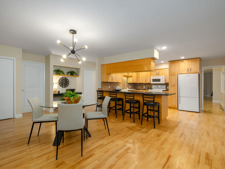 24000 Fern Crescent, Maple Ridge, BC, V4R 2R7 - 22