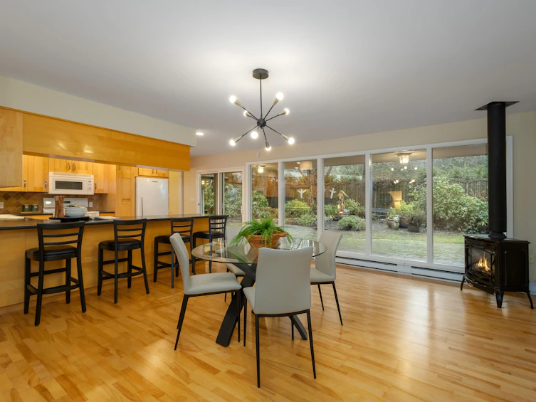 24000 Fern Crescent, Maple Ridge, BC, V4R 2R7 - 23