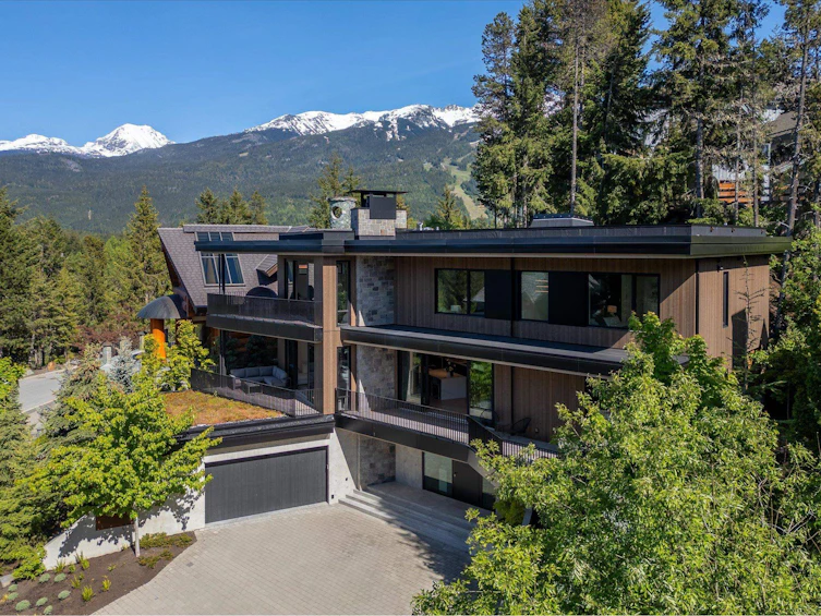 3565 Falcon Crescent, Whistler, BC, V8E 0B9 - 2