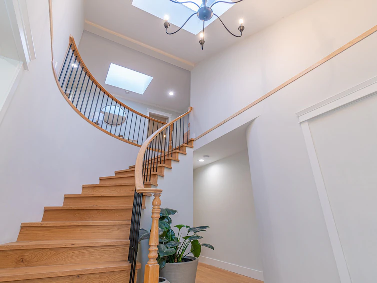 1748 E 55th Avenue, Vancouver, BC, V5P 1Z6 - 8