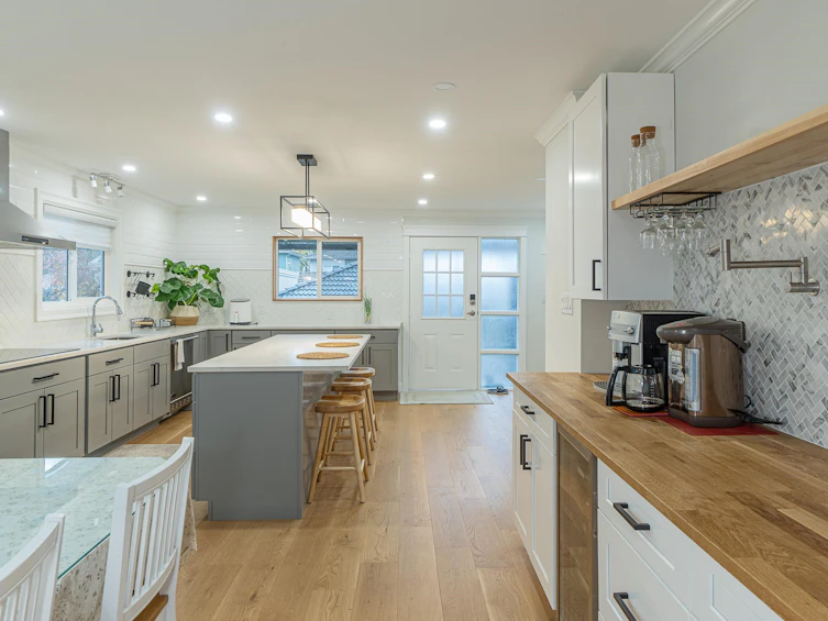 1748 E 55th Avenue, Vancouver, BC, V5P 1Z6 - 12