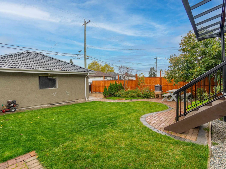 1748 E 55th Avenue, Vancouver, BC, V5P 1Z6 - 35