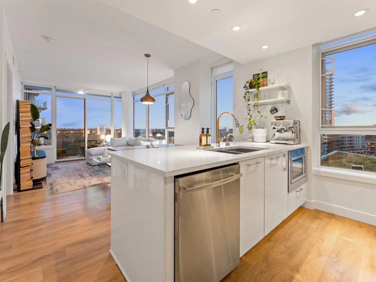 920-3557 Sawmill Crescent, Vancouver, BC, V5S 0E2 - 11