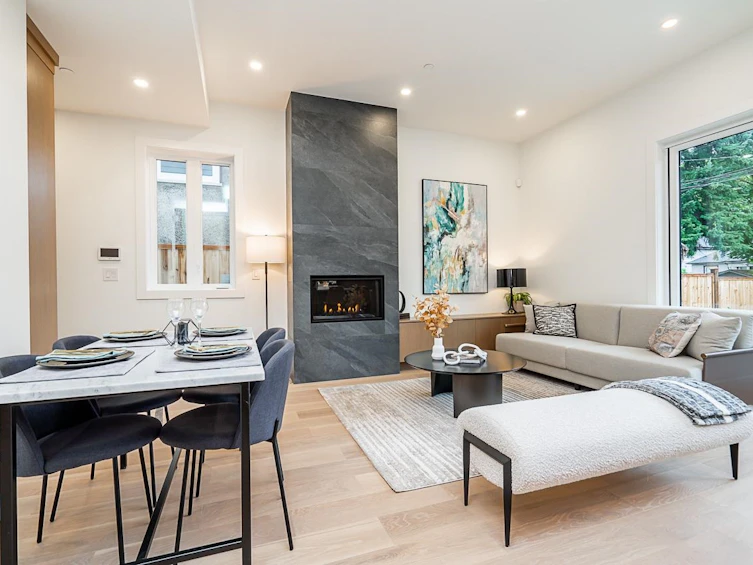 2-39 W 22nd Avenue, Vancouver, BC, V5Y 2E9 - 4