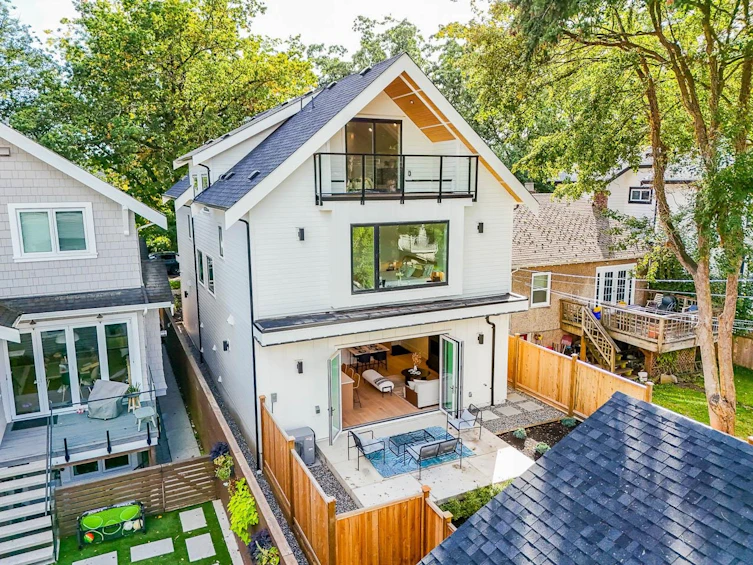 2-39 W 22nd Avenue, Vancouver, BC, V5Y 2E9 - 25
