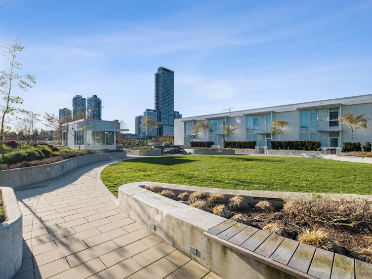 2408-13685 102 Avenue, Surrey, BC, V3T 1N7 - 31