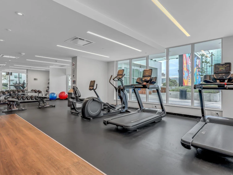 2408-13685 102 Avenue, Surrey, BC, V3T 1N7 - 24