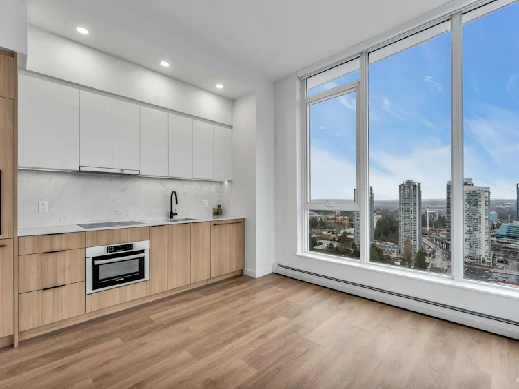 2408-13685 102 Avenue, Surrey, BC, V3T 1N7 - 10