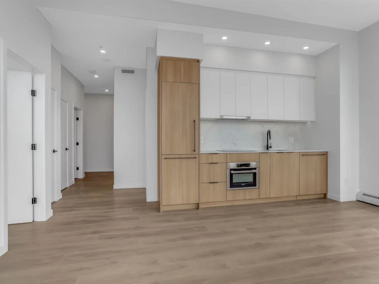 2408-13685 102 Avenue, Surrey, BC, V3T 1N7 - 12