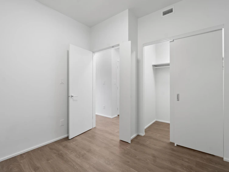 4606-4510 Halifax Way, Burnaby, BC, V5C 0K4 - 14