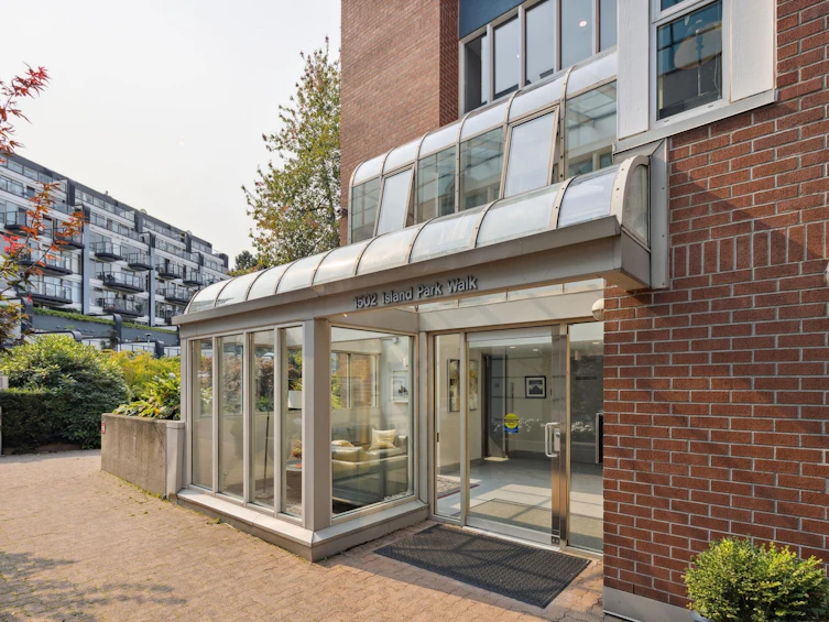 301-1502 Island Park Walk, Vancouver, BC, V6H 3Z8 - 31