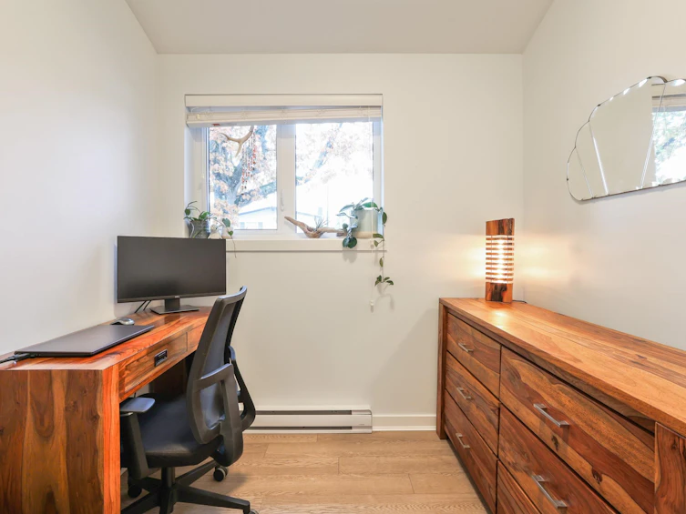 2293 E 37th Avenue, Vancouver, BC, V5P 1G4 - 14