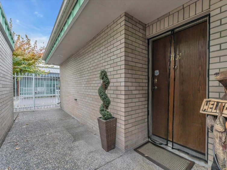 4101-33 Chesterfield Place, North Vancouver, BC, V7M 3K4 - 11