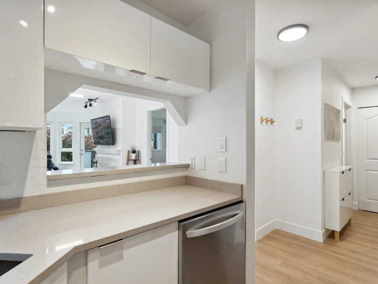 102-315 E 3rd Street, North Vancouver, BC, V7L 1G1 - 9