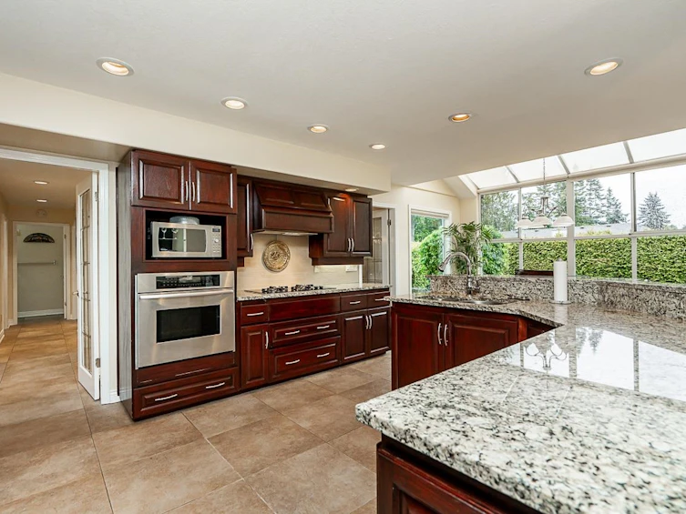 1637 138b Street, Surrey, BC, V4A 9J8 - 9